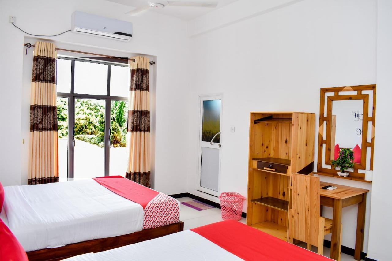 Mallika Resort Тринкомале Екстериор снимка