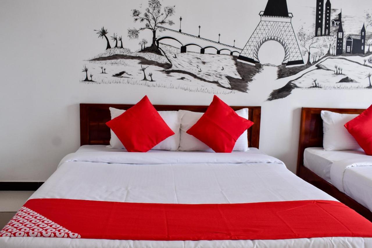 Mallika Resort Тринкомале Екстериор снимка