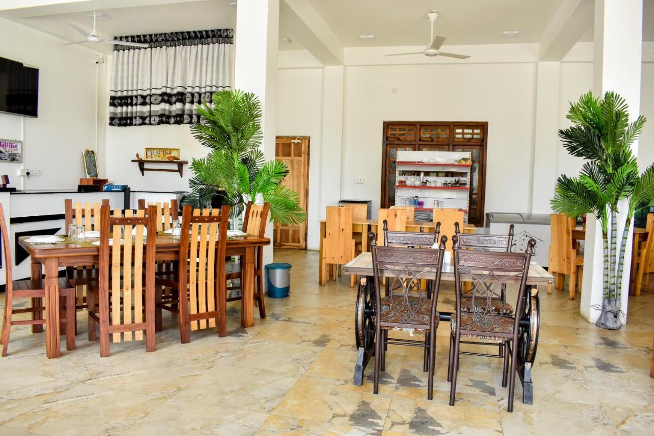 Mallika Resort Тринкомале Екстериор снимка